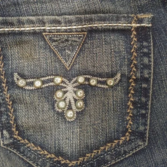 Vintage Guess Premium dark washed low rise flared jeans size 26 Made in USA - Picture 14 of 16